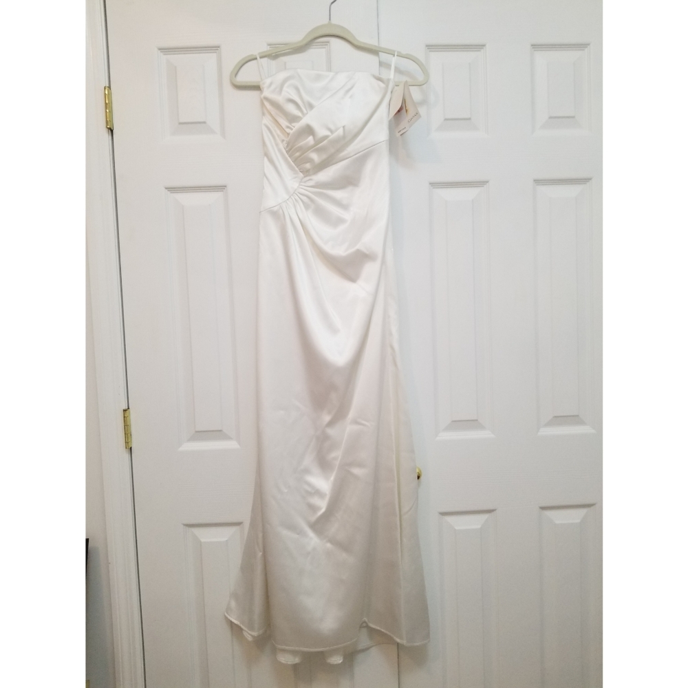 Jessica McClintock Wedding Dress